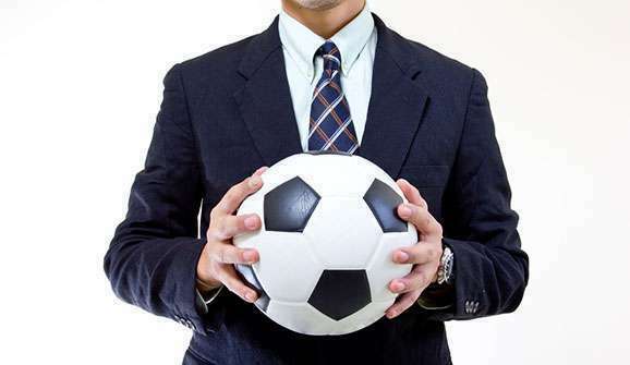 qualities of a sports administrator