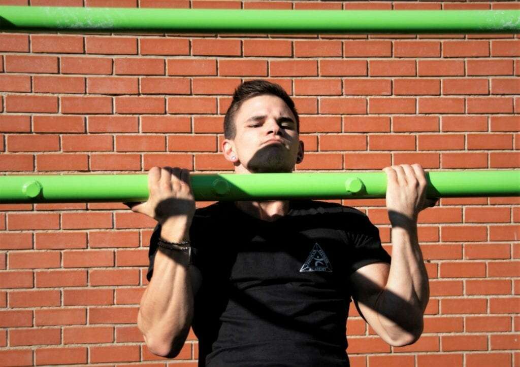 Trifocus Fitness Academy - chin up